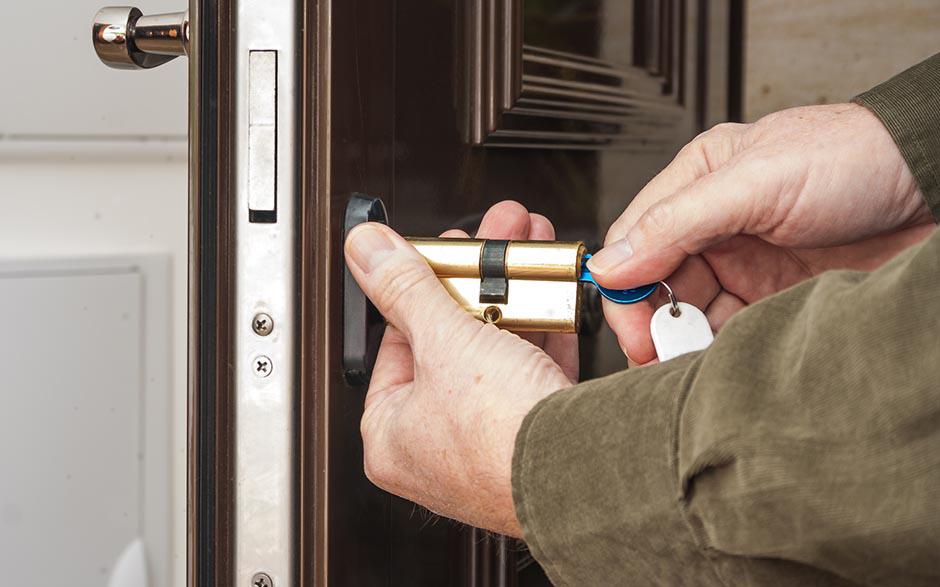 remplacer serrure Bricard Neuilly-sur-Seine
